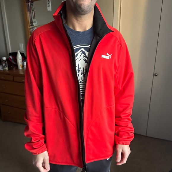 Red puma light jacket / zip up - Picture 10 of 13